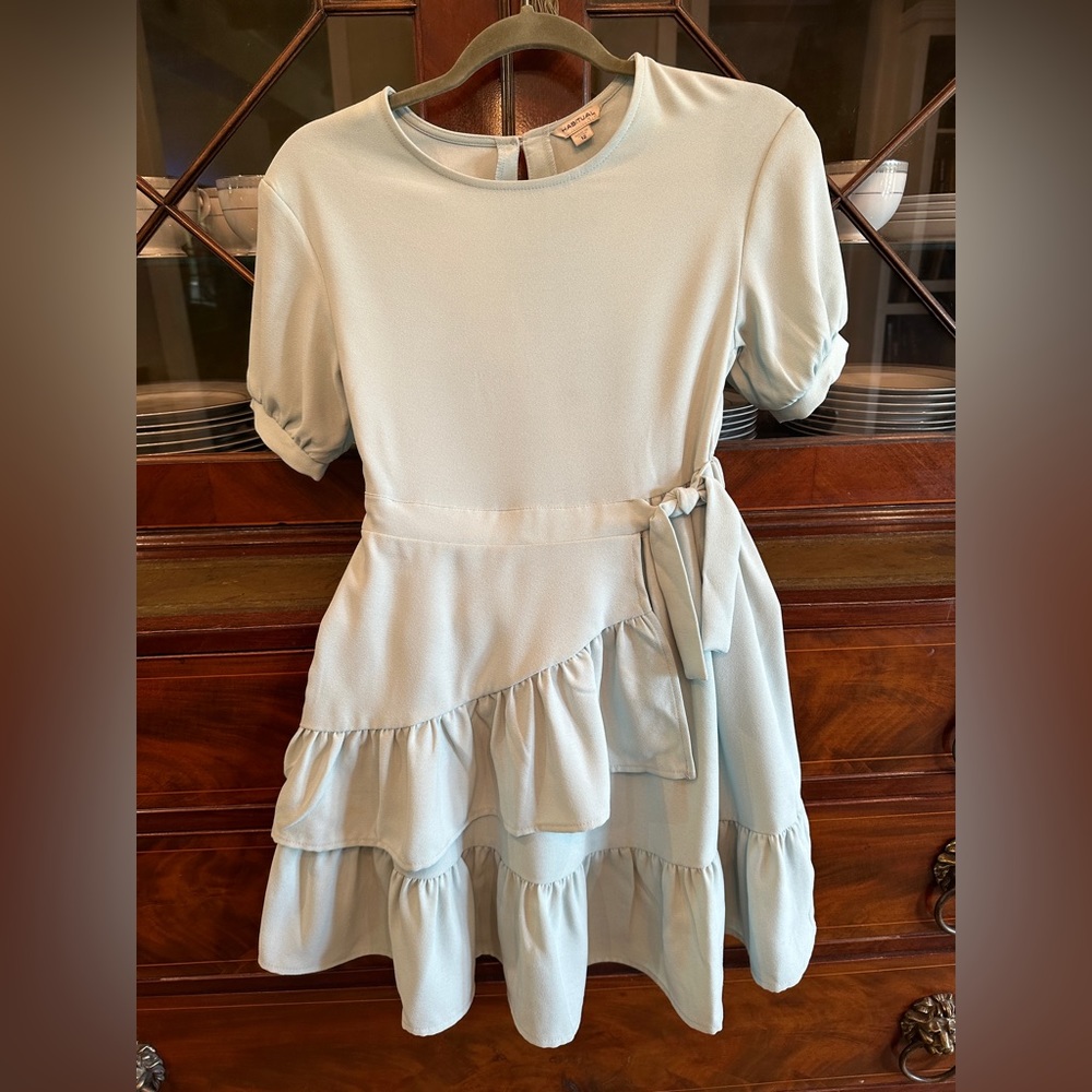 Habitual Kids green side tie dress! Size 12